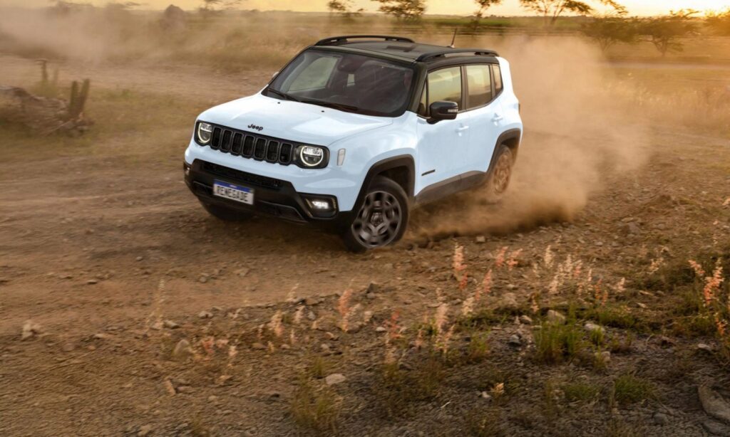 Jeep Renegade, dalla sua uscita nel 2014 ora è pronta a virare verso un futuro elettrico